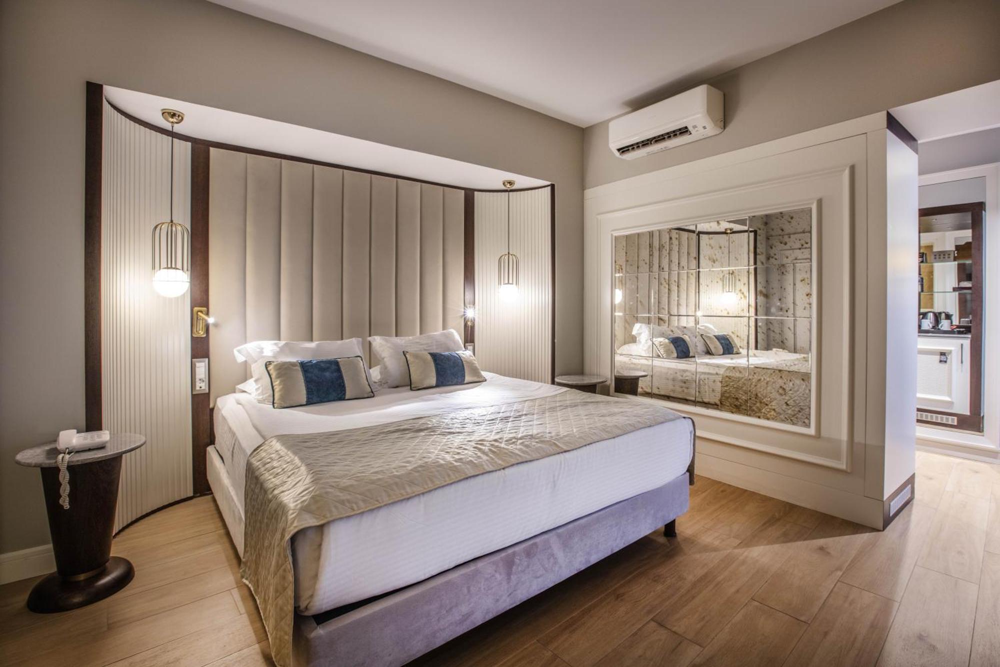 Charisma De Luxe 5*